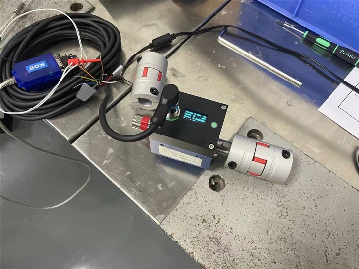 Reaction Torque Transducer For Torque Wrench Calibration